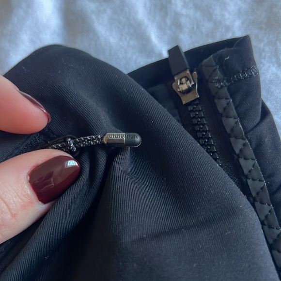 25” Fast and Free Leggings - Picture 5 of 5